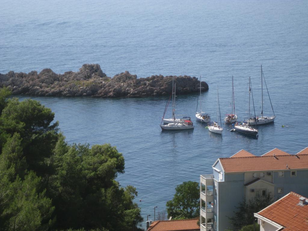 Apartmani Famelja Jovanovic Ilha Sveti Stefan Exterior foto